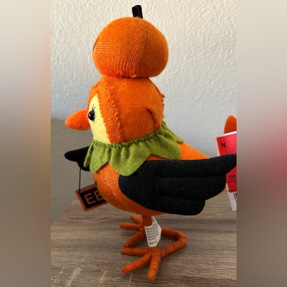 Target like Halloween Fabric Bird Jack-o-lantern with ‘EEK’ sign - Picture 2 of 6